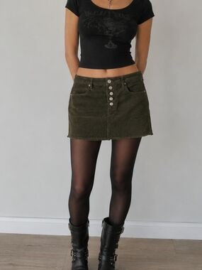Y2k Grunge Olive Army Green Corduroy Mini Skirt Raw Hem Indigo Rein Size 7 NWOT